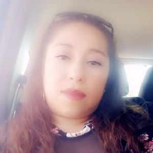 Meet your Posher, Amalia